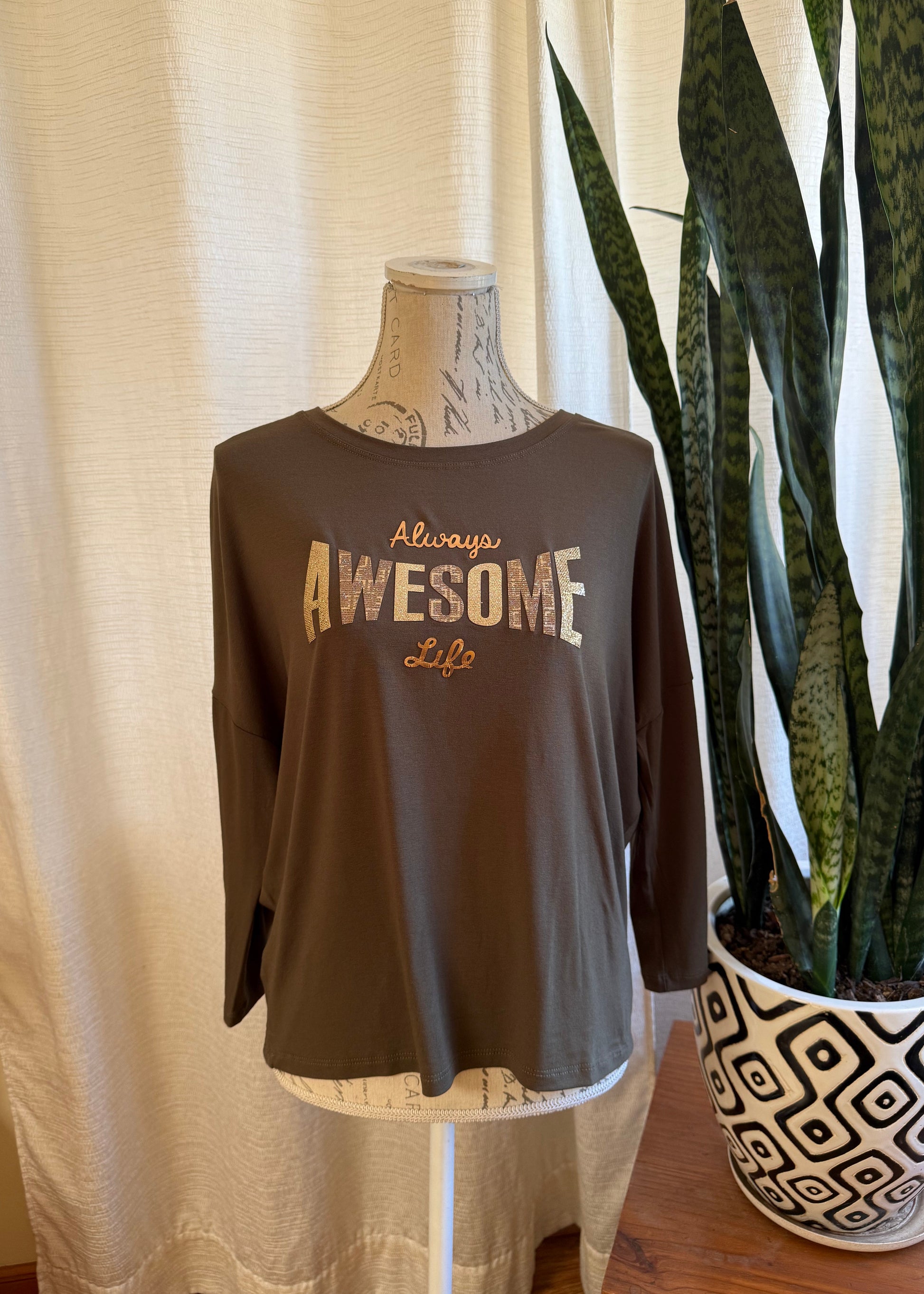 Polera Manga 3/4 Letras Doradas