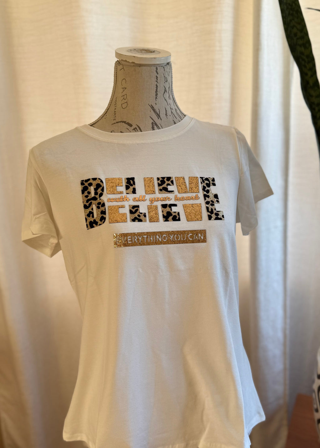 Polera Letra Dorada y Animal Print