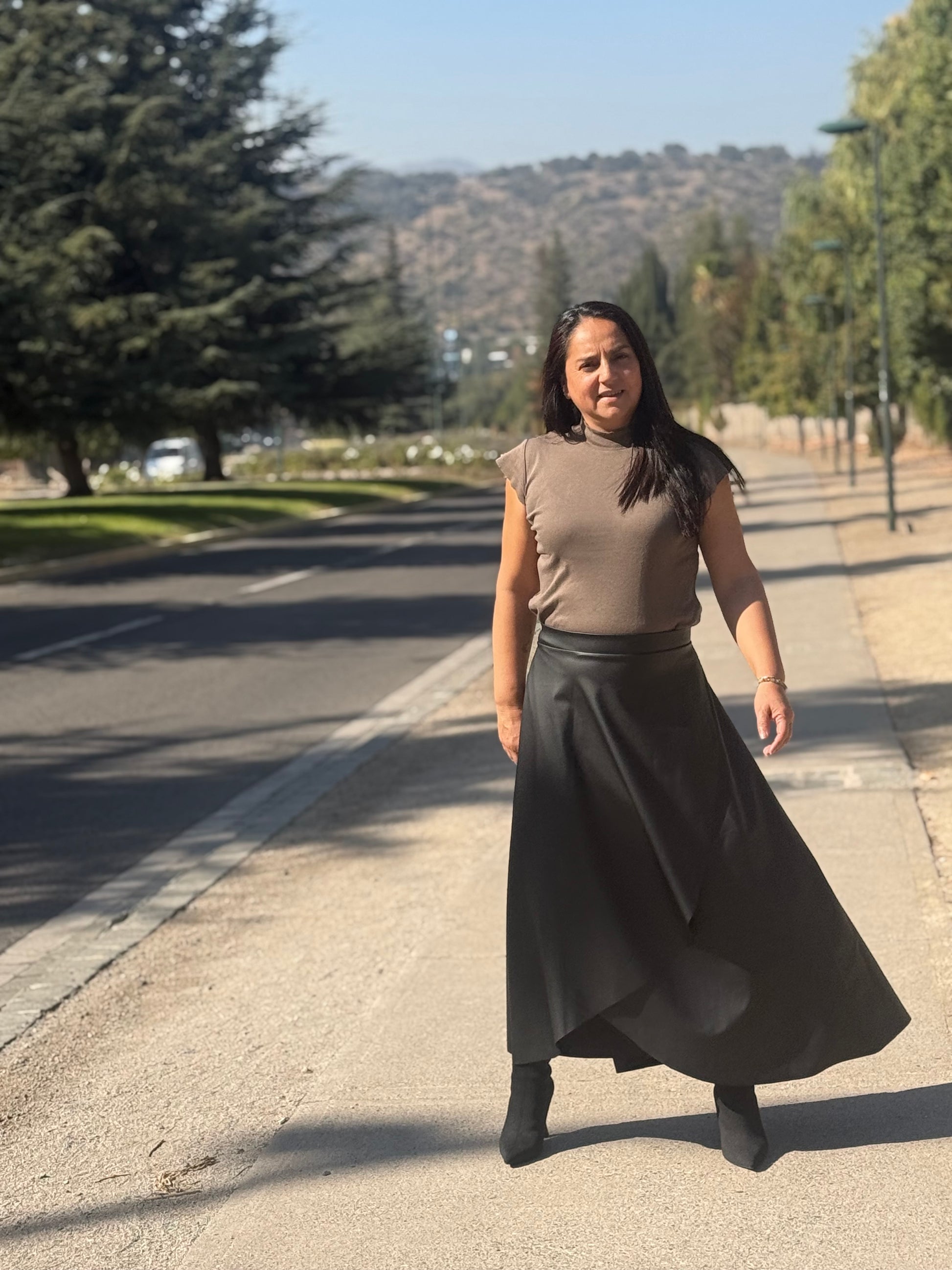 Falda Envolvente Eco Cuero