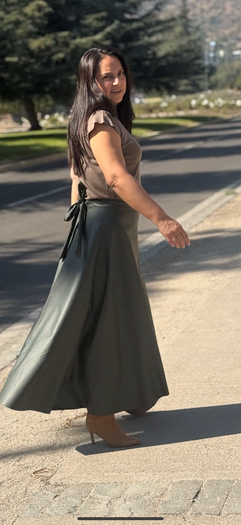 Falda Envolvente Eco Cuero