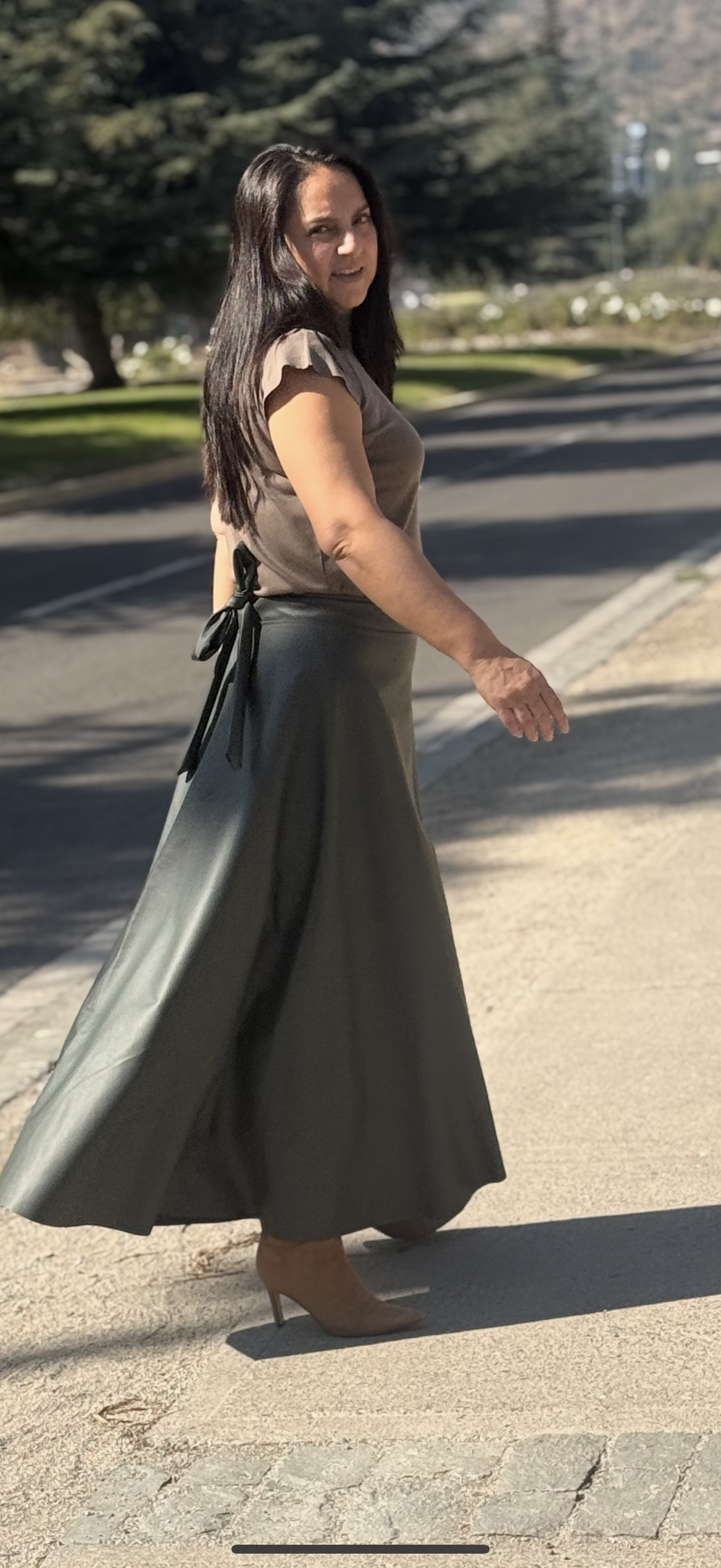 Falda Envolvente Eco Cuero