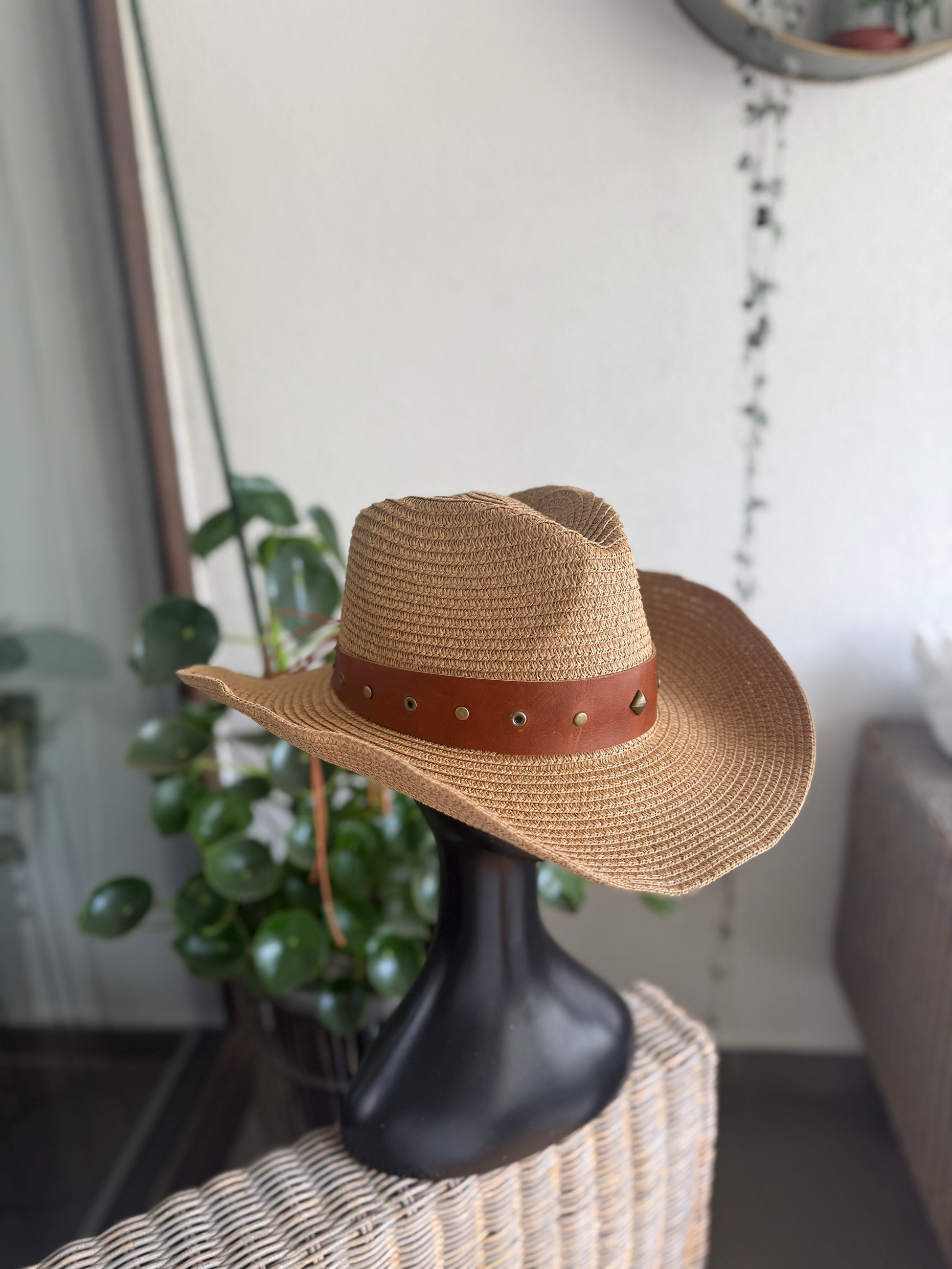 Sombrero en Cuero Liso