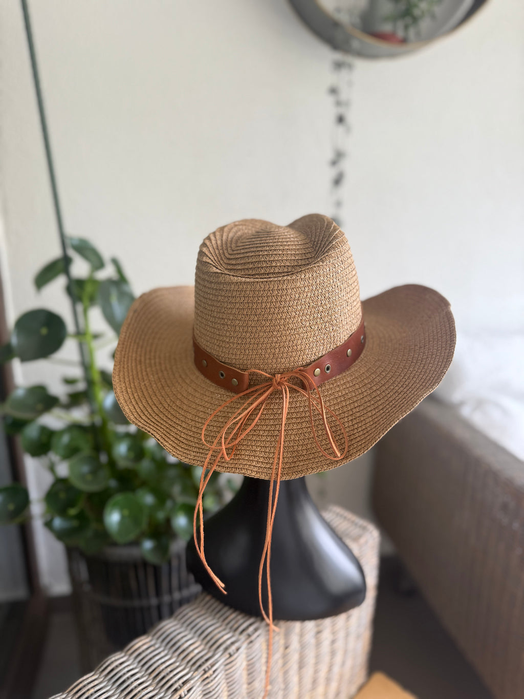 Sombrero en Cuero Liso